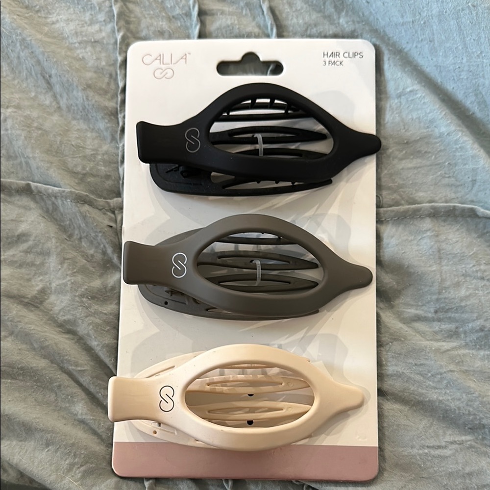 Never used- Calia Hair Clips 3-Pack - Black, Gray, Cream
